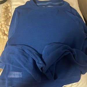 Set Active | Set Long Sleeve Cropped  (Stretchy Tight Fit) Size Small SOLD OUT!